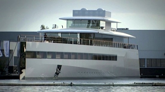 Steve-jobs-yacht_