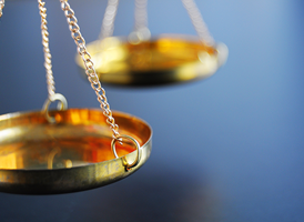 Imagem de capa - L’ingiusto non ha niente da nascondere, il giusto è trasparente, e l’eccessivamente giusto nasconde qualcosa. Perché?