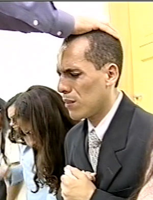 Imagem de capa - De padre católico a pastor evangélico