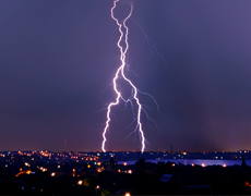 Imagem de capa - Cabaré processa a Universal