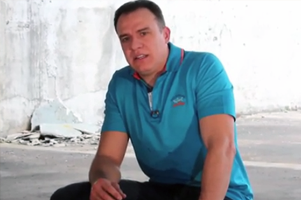 Imagem de capa - Ele cheirava de metro