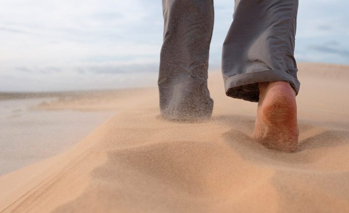 Imagem de capa - Leave everything behind...