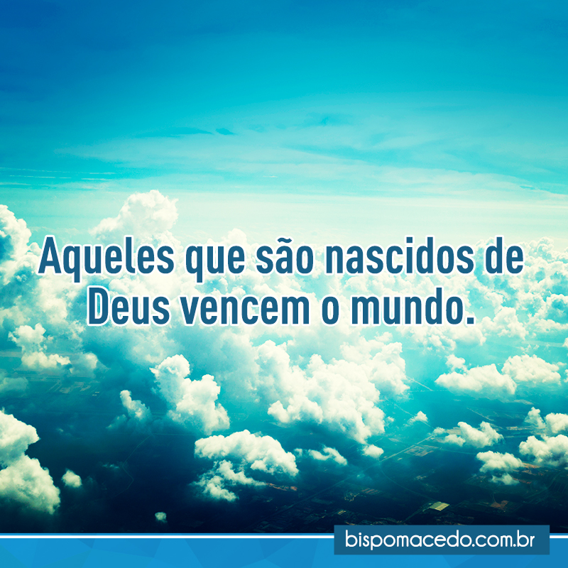 Céu azul com nuvens