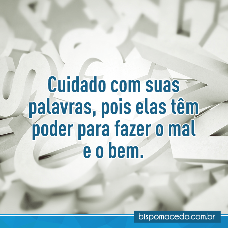 Várias letras brancas espalhadas