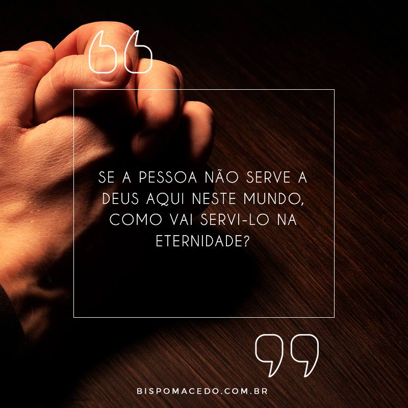 Mãos unidas para oração