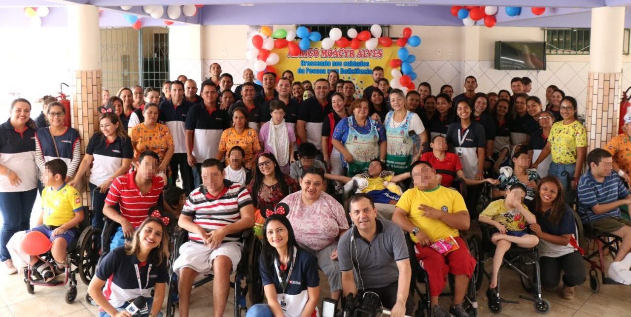 Imagem de capa - Voluntários se reúnem pelo Brasil para ações sociais no Dia das Crianças