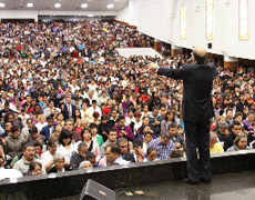 Imagem de capa - Вера Духа полностью противоположна  религиозной вере