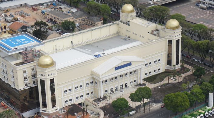 Imagem de capa - Temple transforms Curitiba