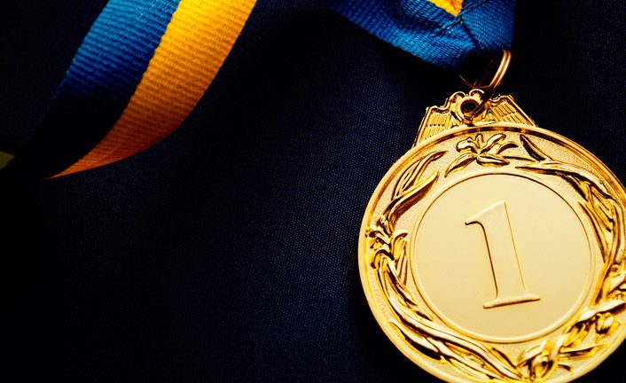 Premio medalla de oro, medallas bellamente diseñadas., texto