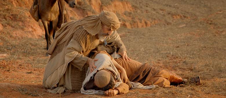 Imagem de capa - Novela Jesus: Homem atacado por bandidos recebe a ajuda de um samaritano
