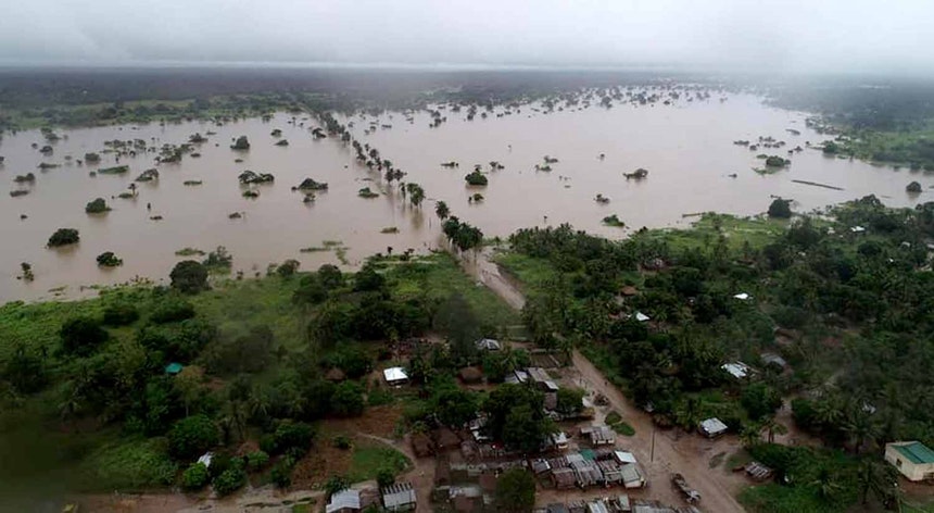 Imagem de capa - Ciclone Idai em Moçambique deixa centenas de mortos, desaparecidos e milhares de desabrigados