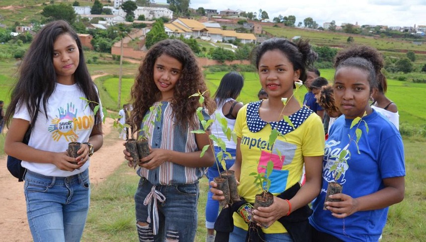Imagem de capa - Voluntários da FJU plantam mais de 5 mil mudas de árvores em Madagascar