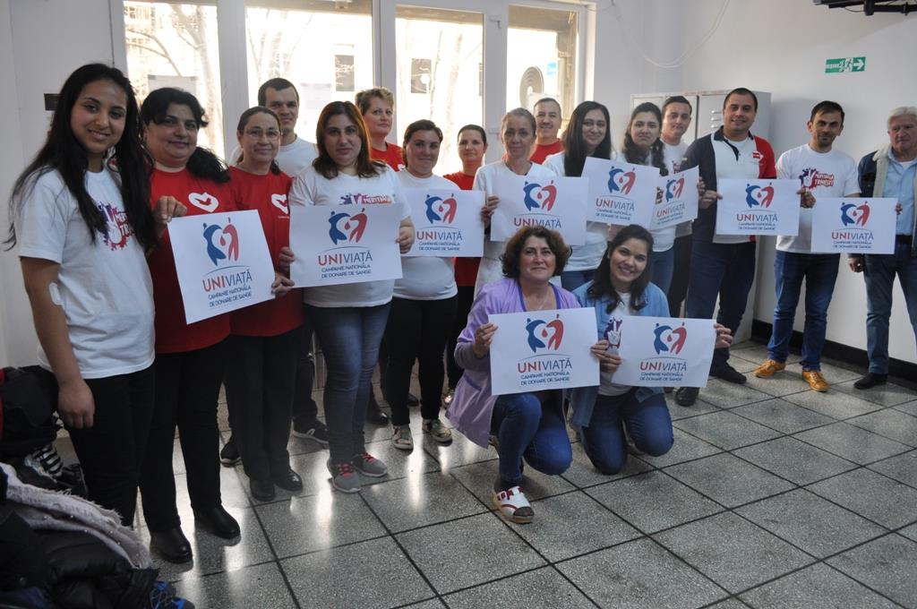 Imagem de capa - Universal de Romênia realiza campanha de doação de sangue