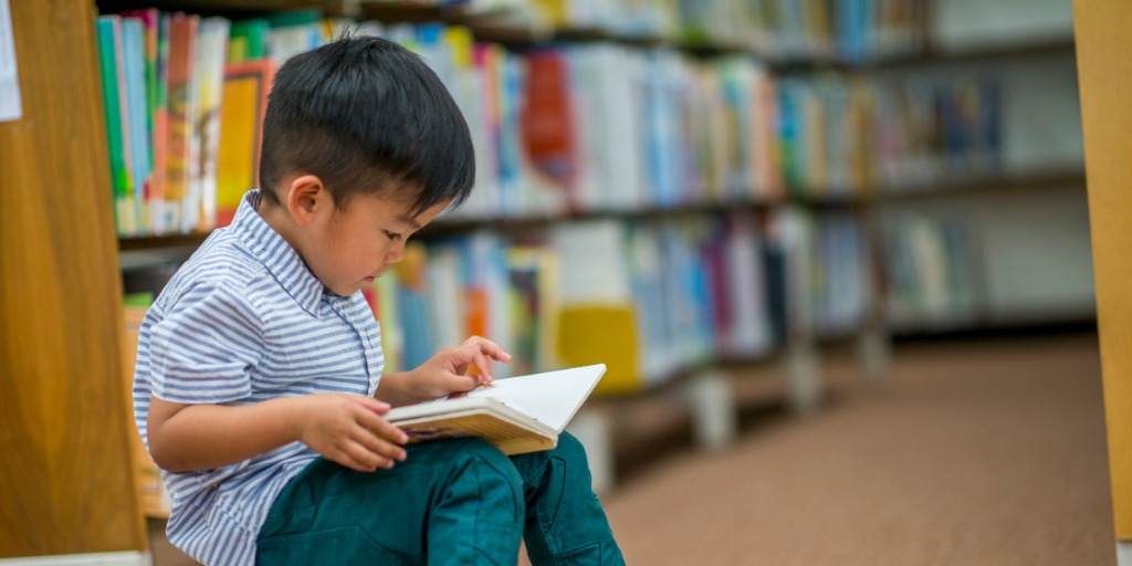 Imagem de capa - Dia Nacional do Livro Infantil: a importância da leitura ainda quando criança