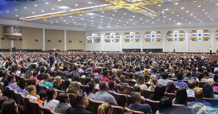 Imagem de capa - Batalha entre o poderoso e o fraco