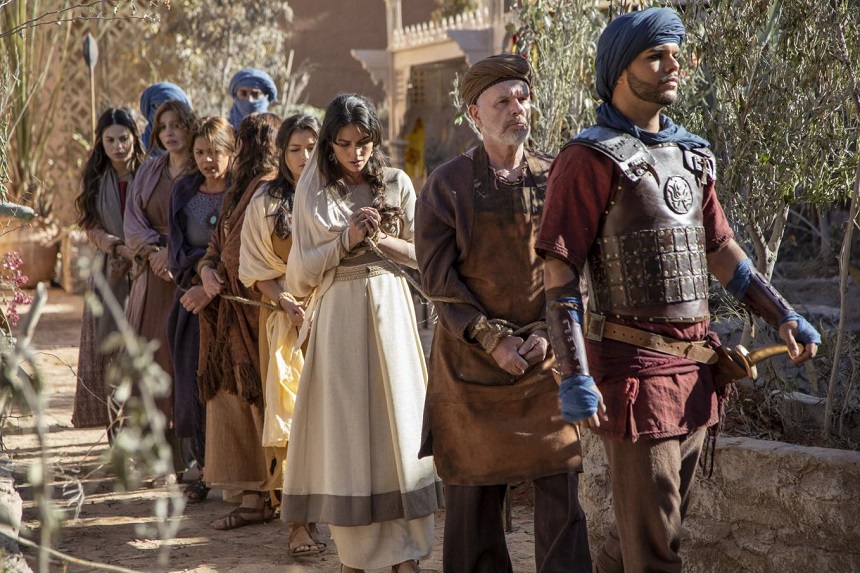 Imagem de capa - À procura de Baltazar, soldados invadem a casa de Micaías e prendem todos que lá estão