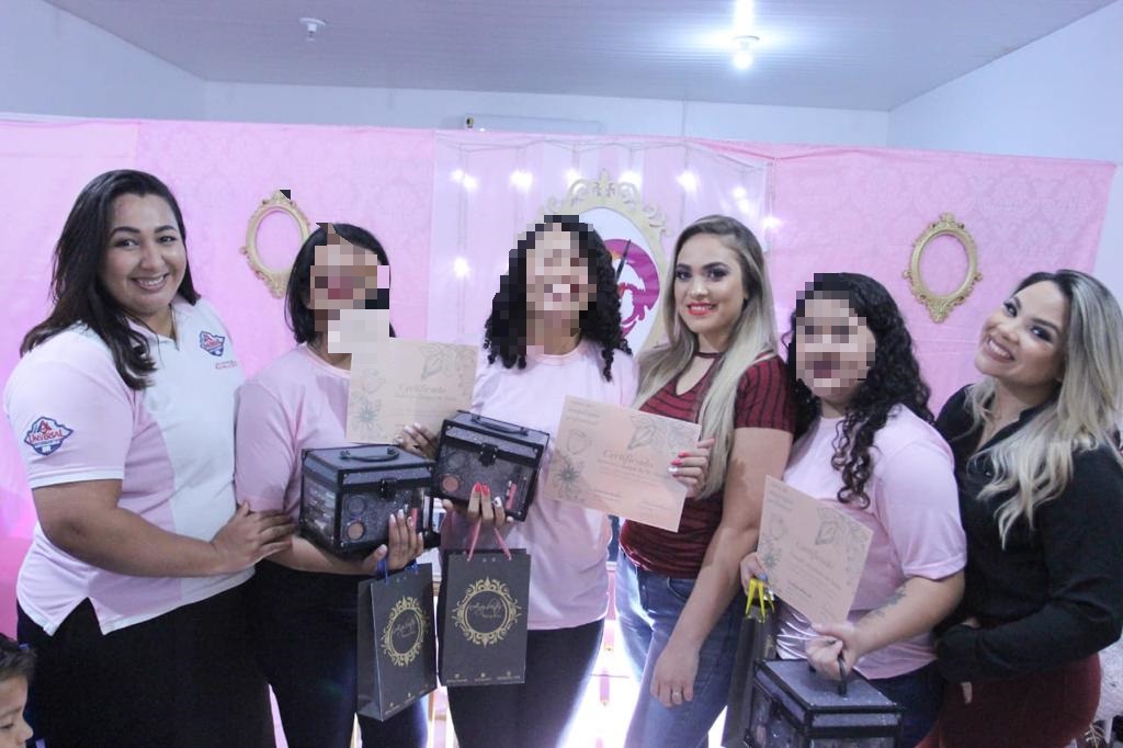 Imagem de capa - Em Macapá, maquiagem ajuda a ressocializar garotas que cometeram crimes