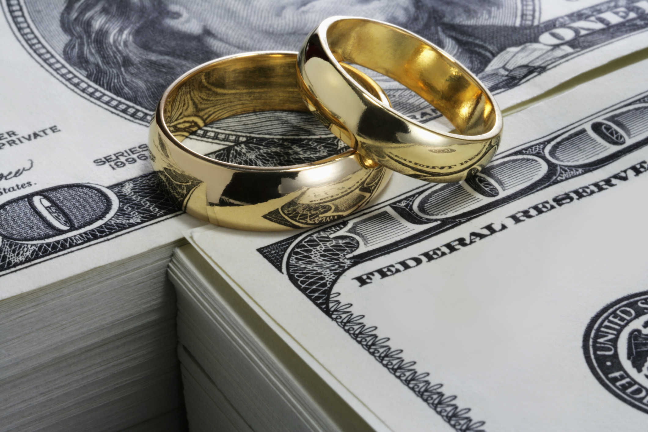 Imagem de capa - Como o dinheiro pode afetar uma relação