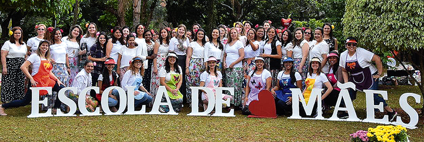 Imagem de capa - Escola de Mães realiza piquenique familiar