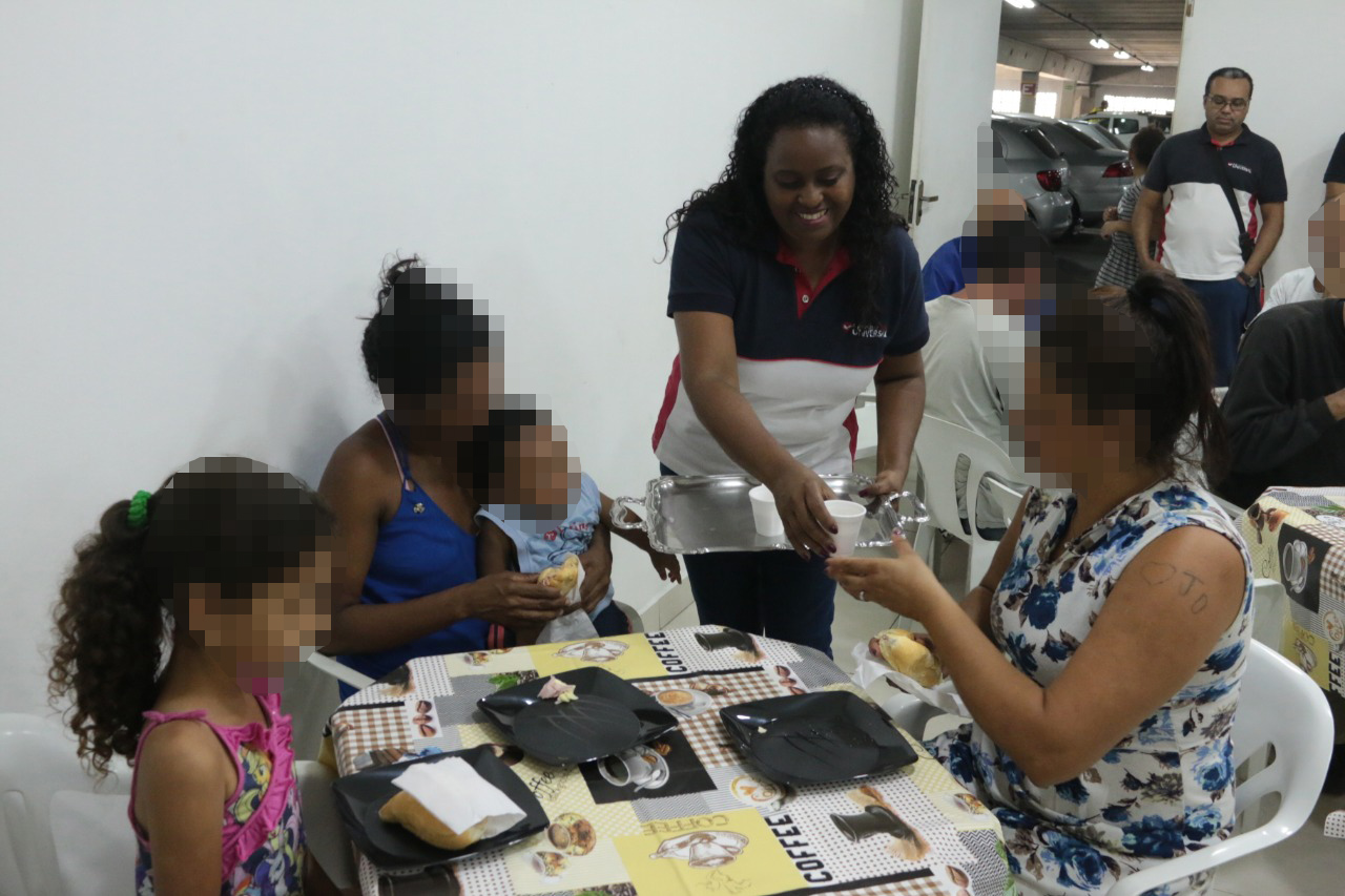 Imagem de capa - Crescimento da população de rua em Santos (SP) mobiliza voluntários para oferecer ajuda