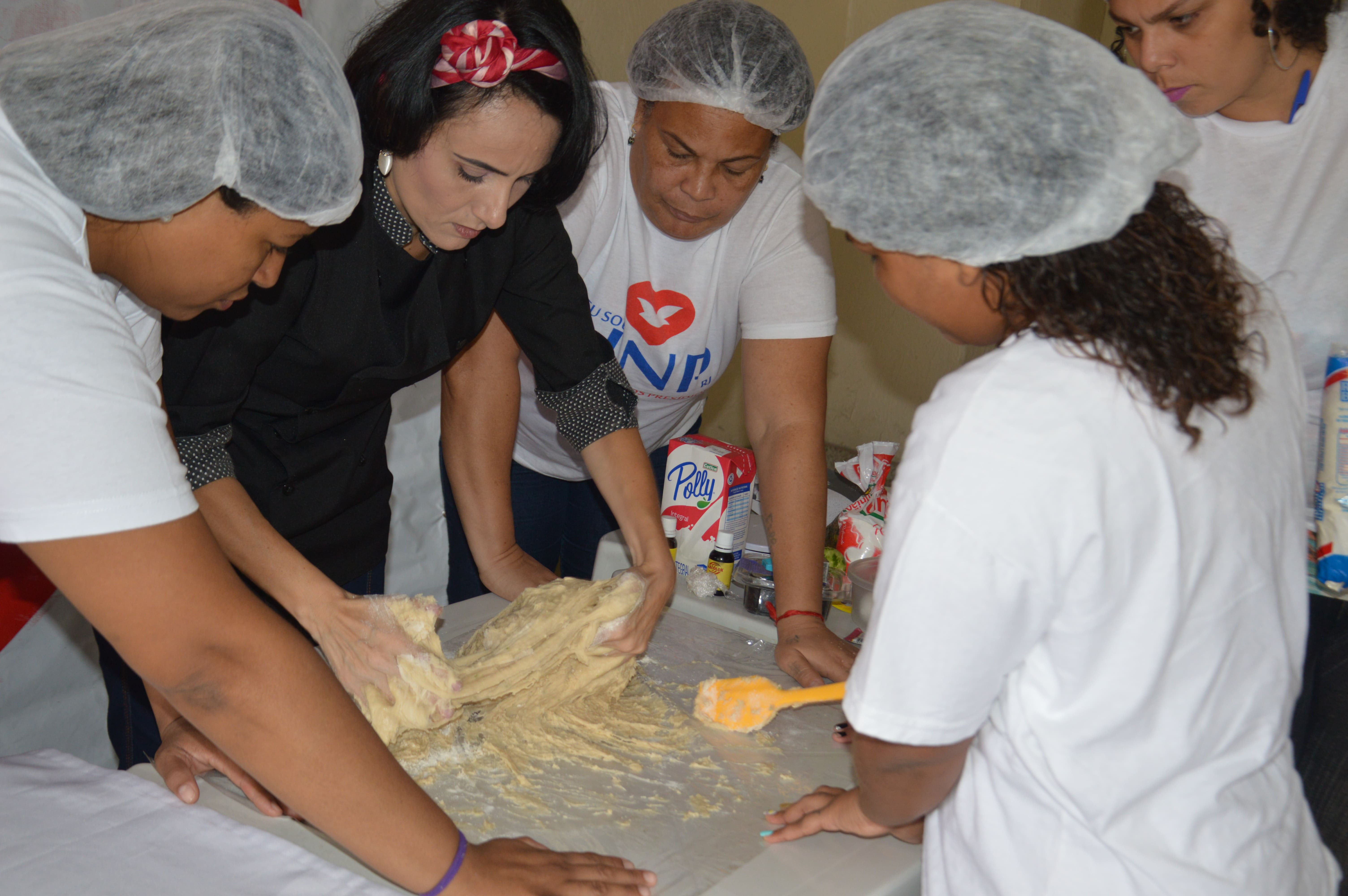 postUNP promove curso de panetone para ex-detentasna categoriaAção Social