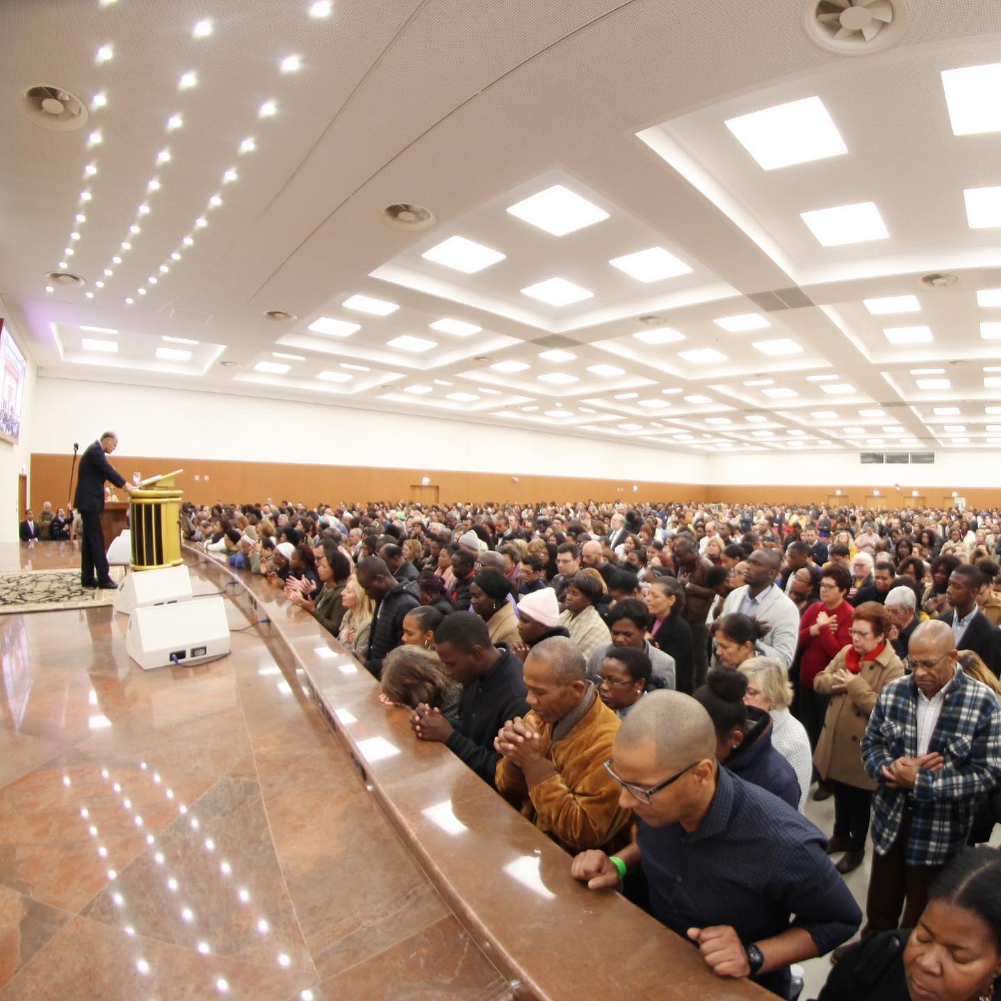 Imagem de capa - Ser abençoado ou amaldiçoado: a decisão é sua!