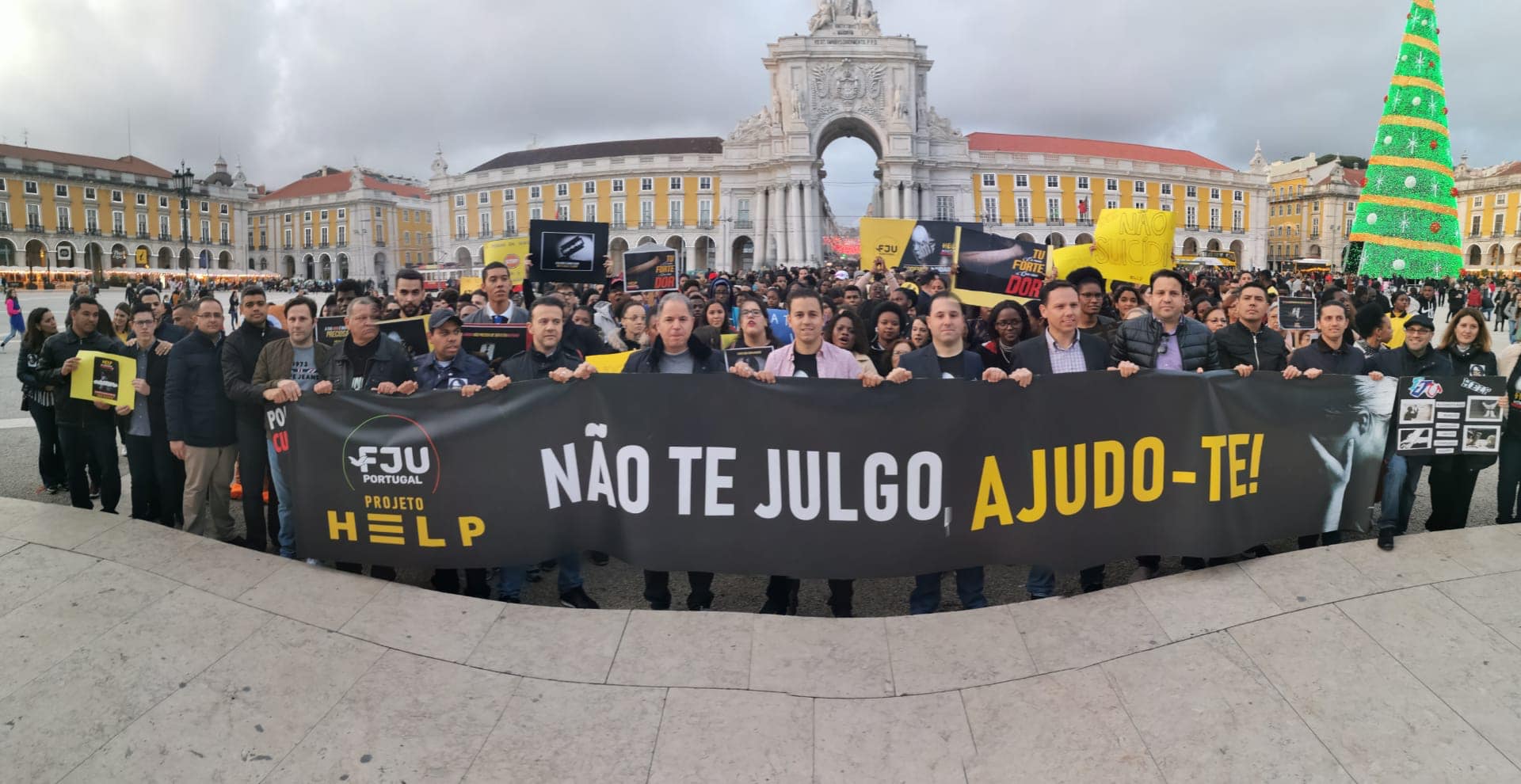 Imagem de capa - Em Portugal: “Não te julgo, Ajudo-te!”