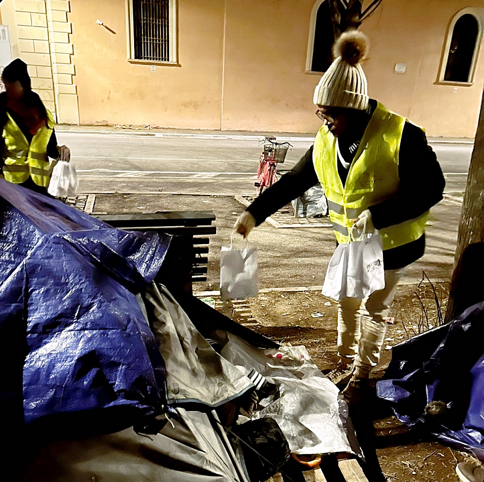 Imagem de capa - ‘Enfrentando o Frio’ ampara população de rua na Itália