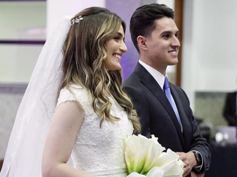 Pastor Carlos e a querida Isabella