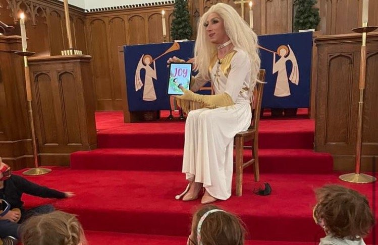 Drag Queen prega em igreja Luterana, nos Estados Unidos