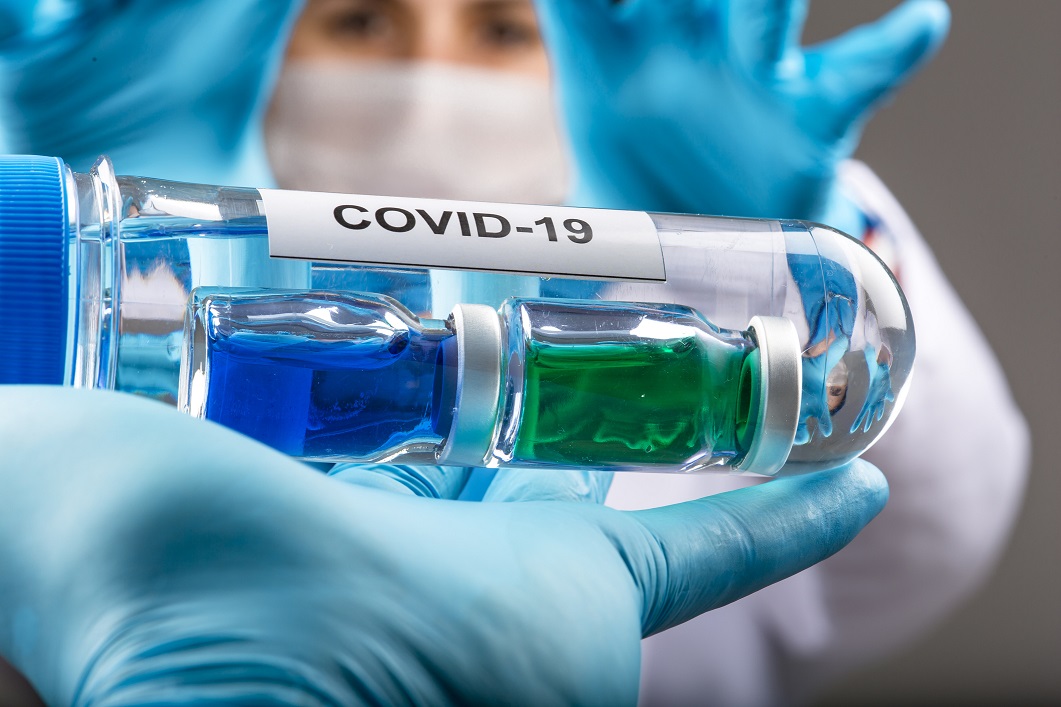 Imagem de capa - Fiocruz está &#8216;dedicada&#8217; em produzir vacina contra COVID-19, diz diretora