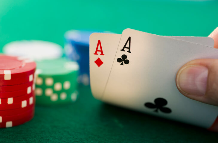 Aluna desabafa dizendo que namorado tem vício de jogar