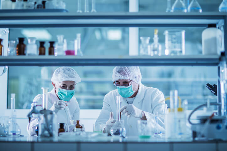 Imagem de capa - Em parceria com a USP, empresa cria tecido capaz de eliminar o novo coronavírus por contato