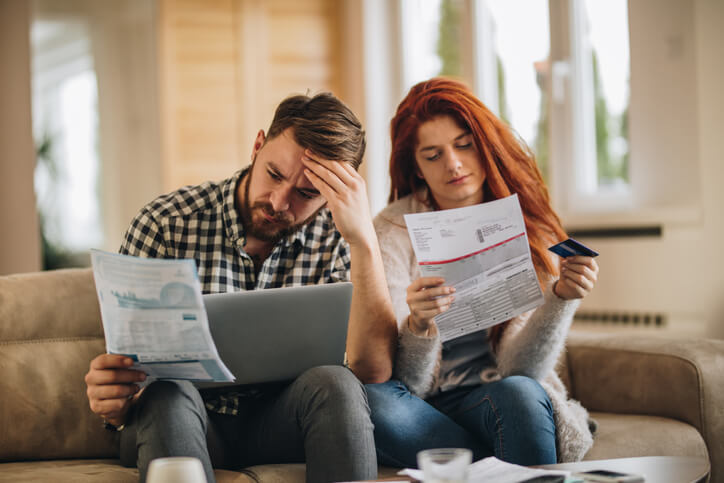 Imagem de capa - Casal não está sabendo lidar com vida financeira