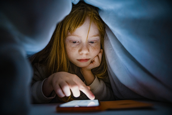 Imagem de capa - 33% das crianças têm contas secretas nas redes sociais