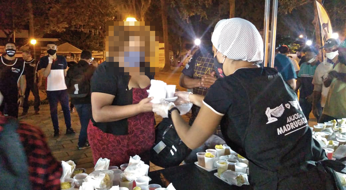 Imagem de capa - Anjos da Madrugada reforçam ajuda humanitária à população de rua