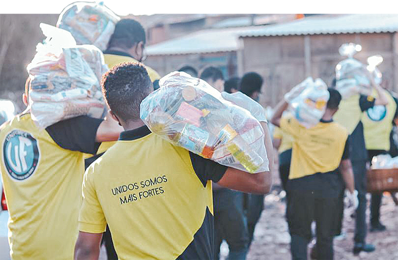 Imagem de capa - Universal arrecadou e distribuiu um milhão de cestas básicas