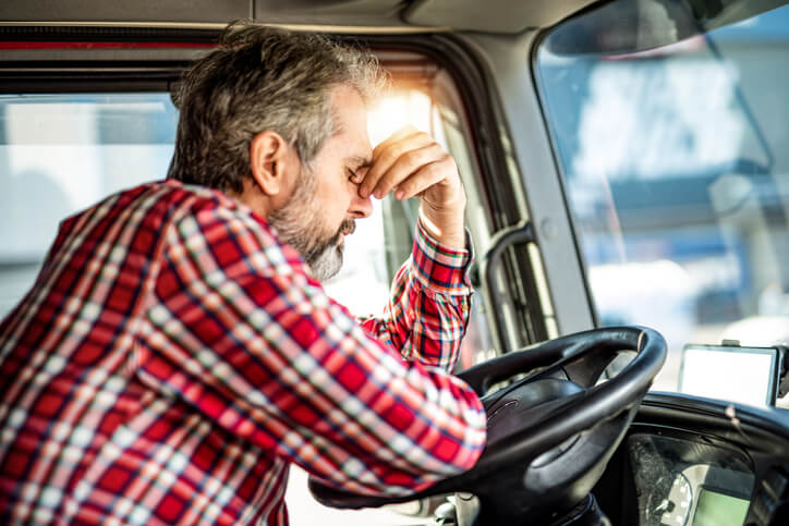 Imagem de capa - 170 mil motoristas de cargas e transporte de pessoas consumiram drogas ilícitas