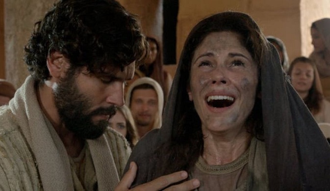 Imagem de capa - Jesus cura a mulher encurvada, e mesmo assim é questionado por Anás
