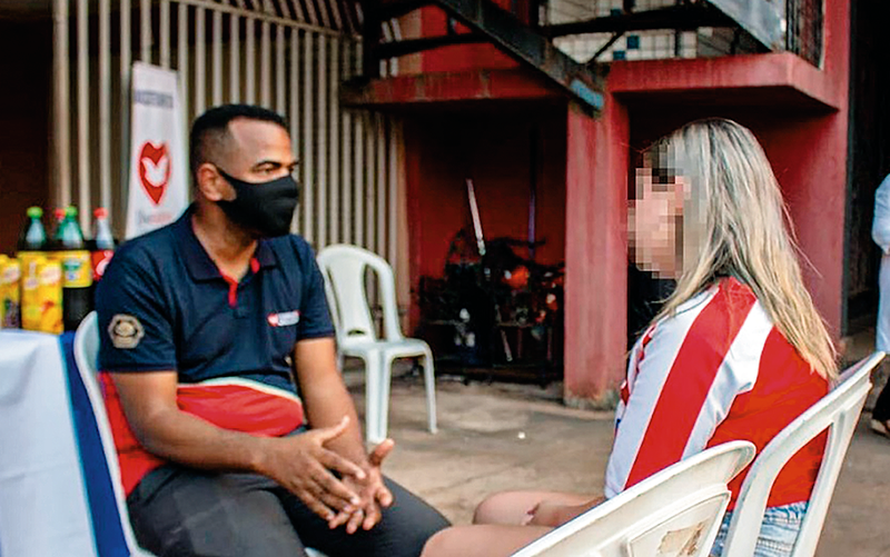 Imagem de capa - Garotas de programa são acolhidas por voluntários