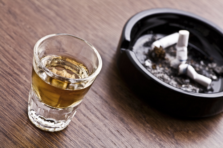 Imagem de capa - Consumo de cigarro e álcool aumenta durante a pandemia