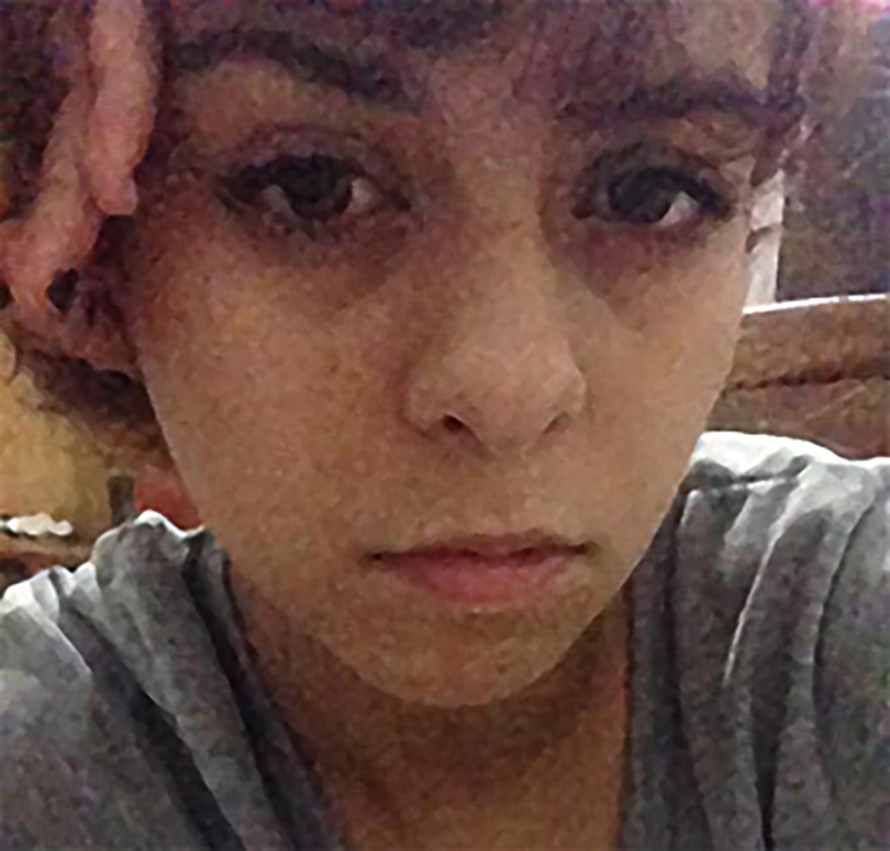 “Com 15 anos comecei  a me automutilar”