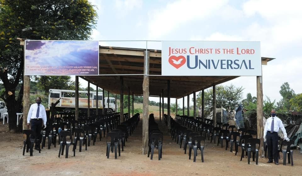 igreja no lixão