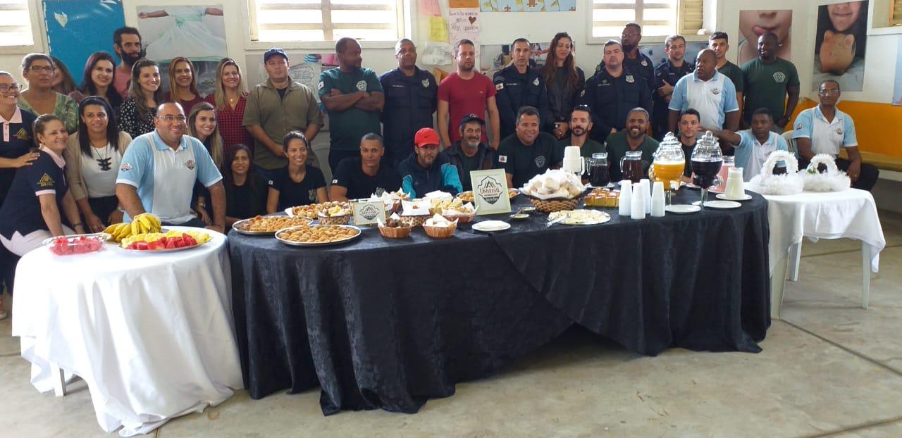 Imagem de capa - Grupo homenageia funcionários de Unidade Socioeducativa em Juiz de Fora, Minas Gerais