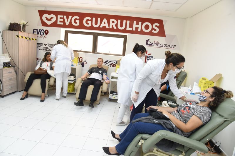 Imagem de capa - Voluntários se mobilizam para atender demanda de bancos de sangue