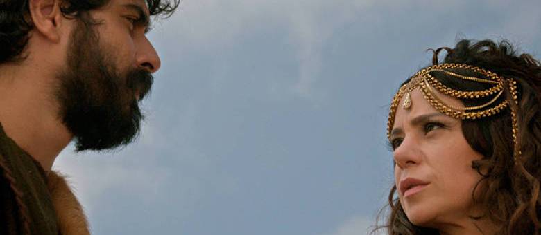 Imagem de capa - Jesus: Herodíade tenta seduzir João Batista e finge ser atacada por ele
