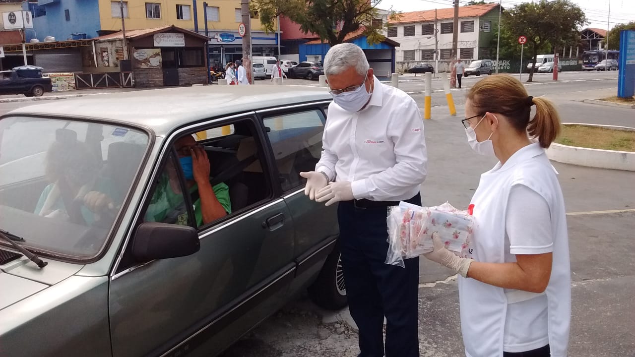 Imagem de capa - 300 máscaras são entregues no Hospital Municipal de Urgências de Guarulhos