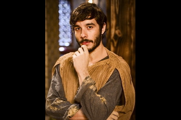 Vitor Novello Gênesis Abrão