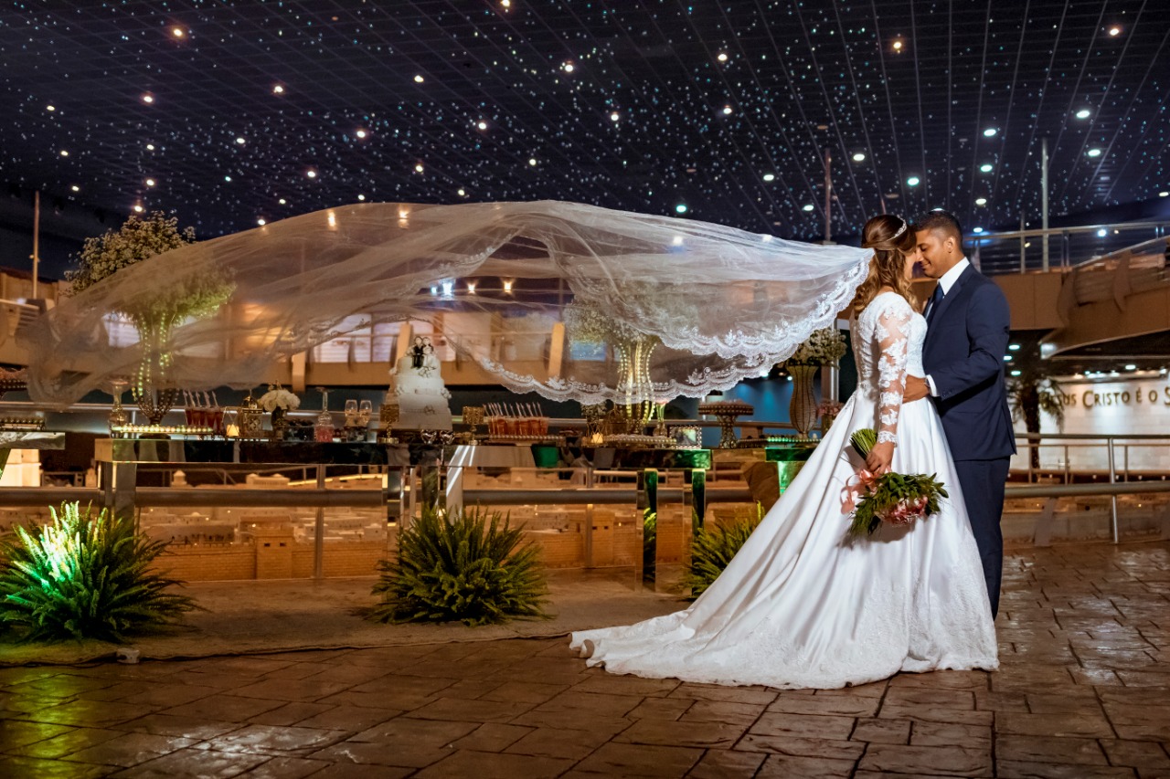 Imagem de capa - Casei na Universal: Pastor Carlos Alberto e Isabela