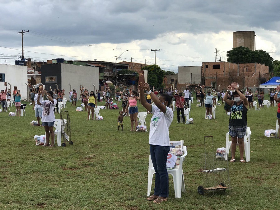 Imagem de capa - Mais de duas toneladas de alimentos foram distribuídas no interior de São Paulo